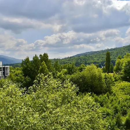 Beskid Apartments I Blisko Szlakow I Trasy Rowerowe I Rowerownia I Parking I Klimatyzacja Bielsko-Biała Exterior photo