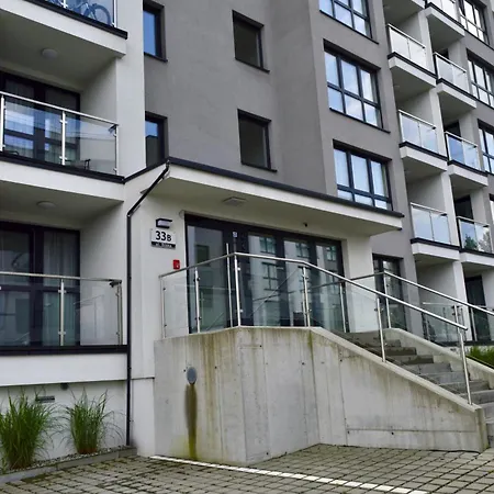 Beskid Apartments I Blisko Szlakow I Trasy Rowerowe I Rowerownia I Parking I Klimatyzacja Bielsko-Biała Exterior photo